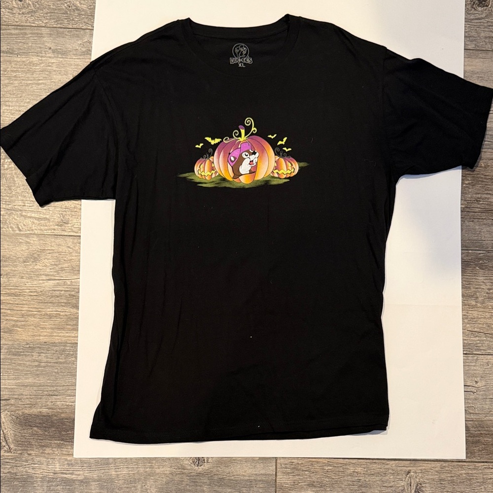 Buc-ee’s Black Graphic Tee